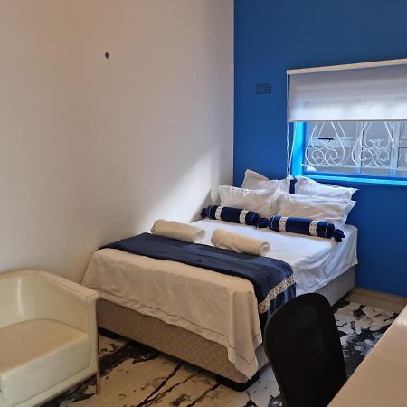 Sapphireb@54 Apartment Windhoek Bagian luar foto