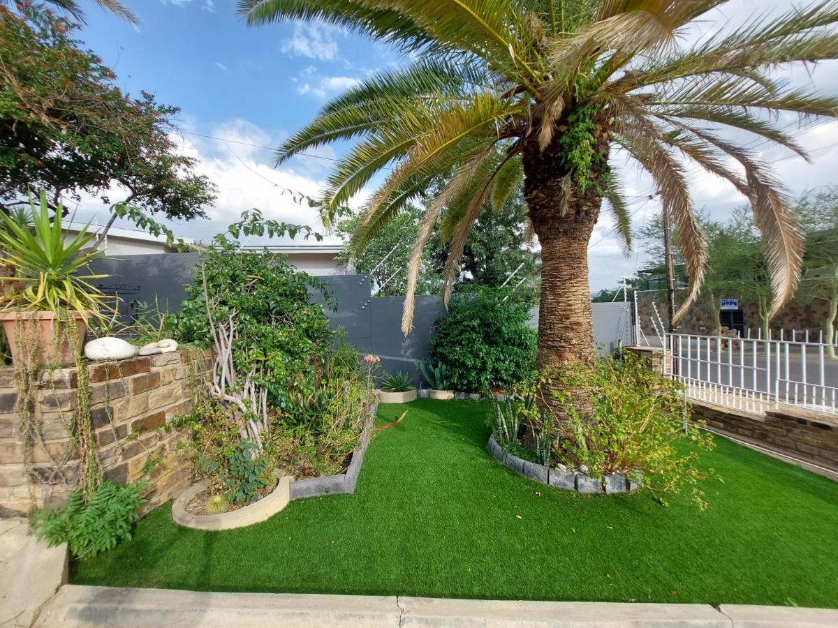 Sapphireb@54 Apartment Windhoek Bagian luar foto