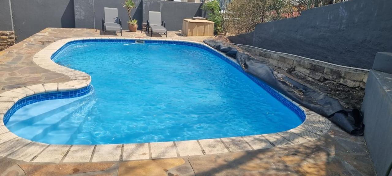 Sapphireb@54 Apartment Windhoek Bagian luar foto